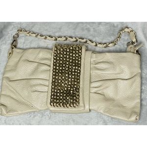 Beige envelope clutch